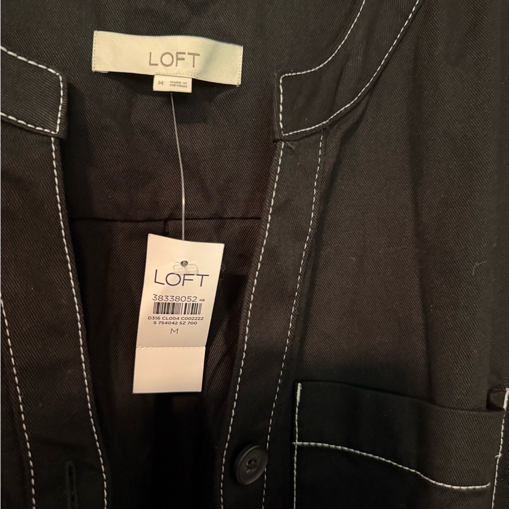 Brand NWT LOFT Black Short Sleeve Jumpsuit with contrast White Stitching - Picture 5 of 7